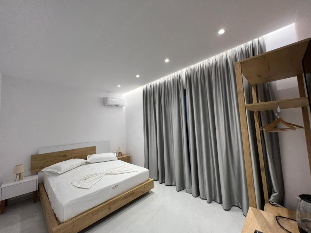 Sea Breeze Villa Саранда Экстерьер фото