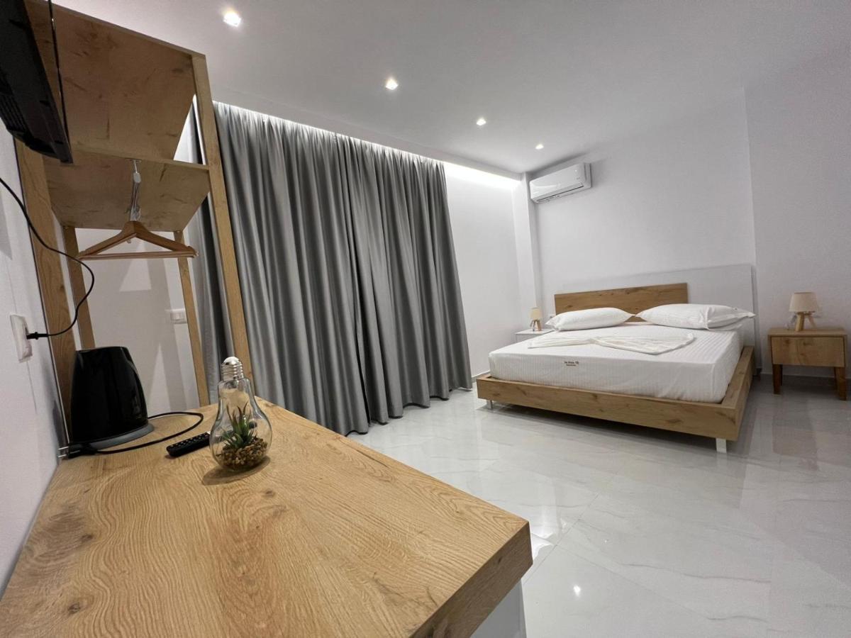 Sea Breeze Villa Саранда Экстерьер фото