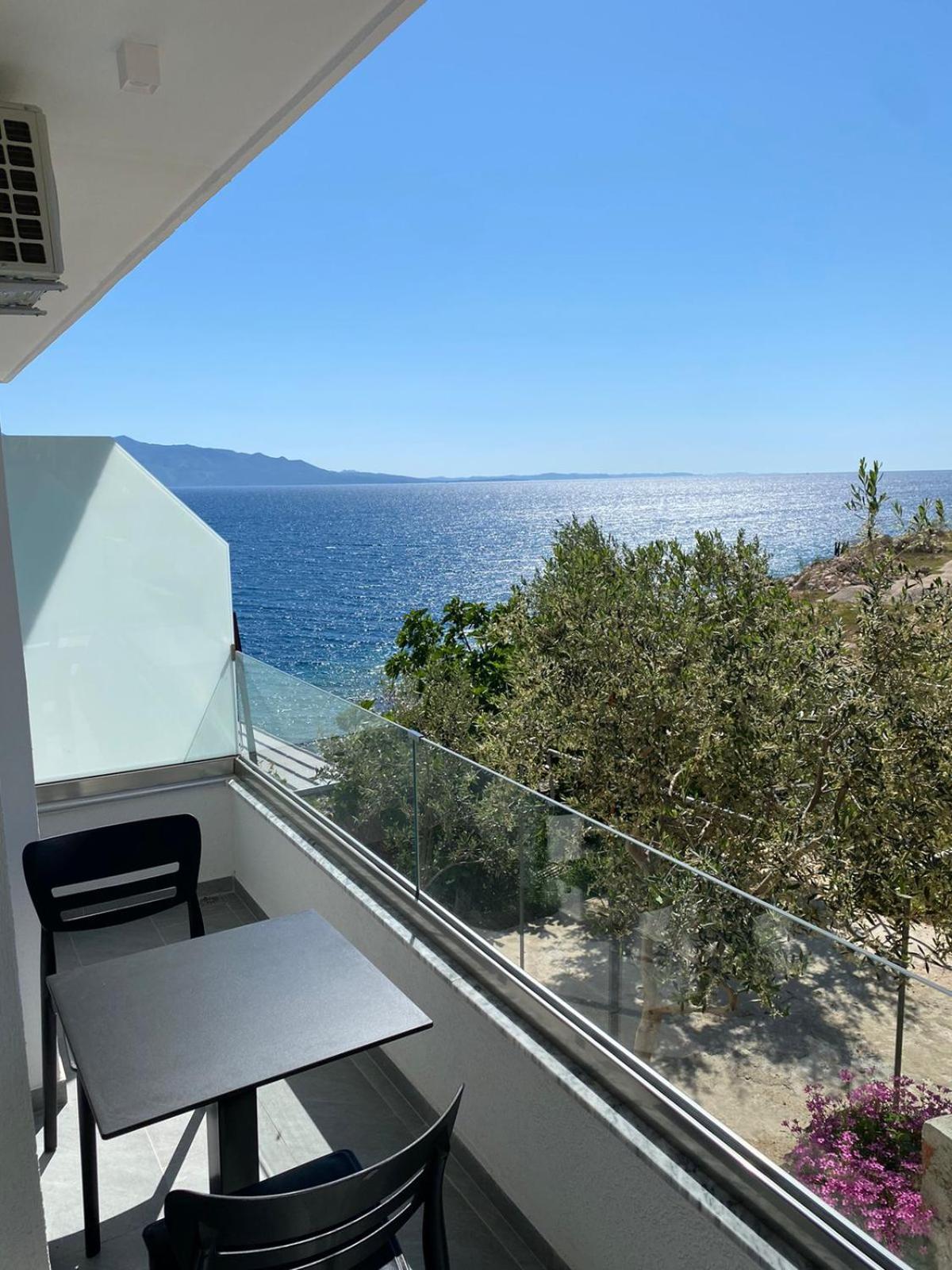 Sea Breeze Villa Саранда Экстерьер фото
